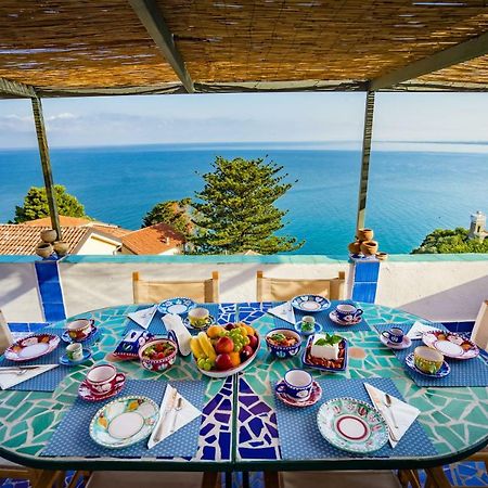 Borgo Dei Saraceni - Domus Indomita Bed & Breakfast Agropoli Exterior photo